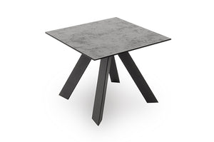 Flavia Lamp Table